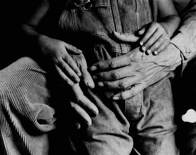 Dorothea Lange reference photograph focusing on an adult and child's hands
