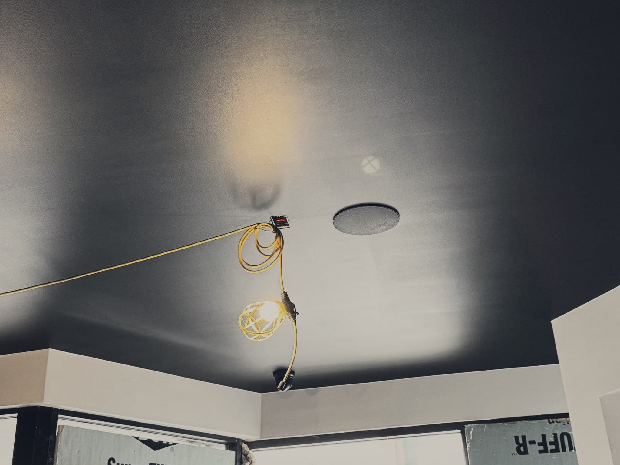 Installation under a work light